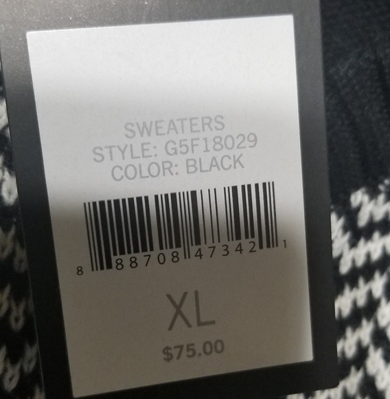 Geoffrey Beene v- neck sweater - Picture 3 of 3